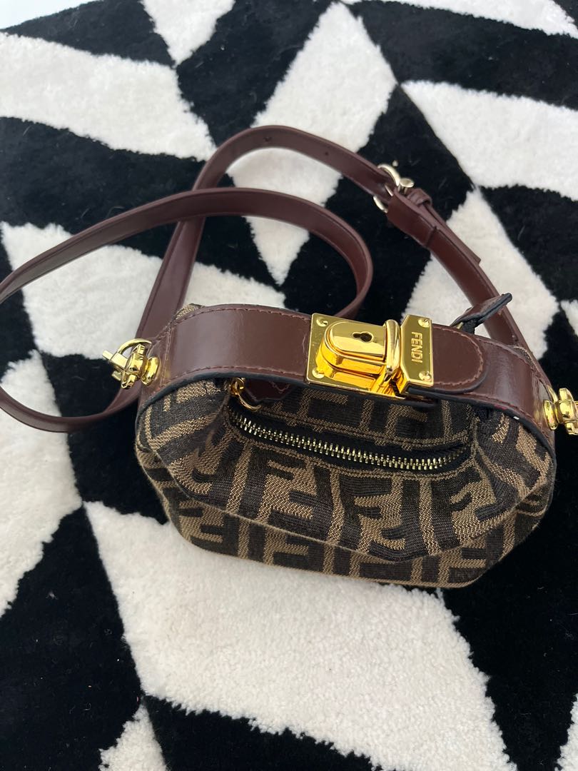 Fendi sling bag original shop