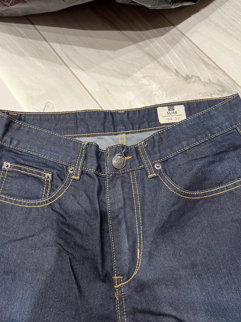 FOX JEANS (Category: Jeans) located in Mandaluyong City. Submitted by outlet18 (Listing ID 1150665753, Image 2). Description: no tag wshed and stored never used .