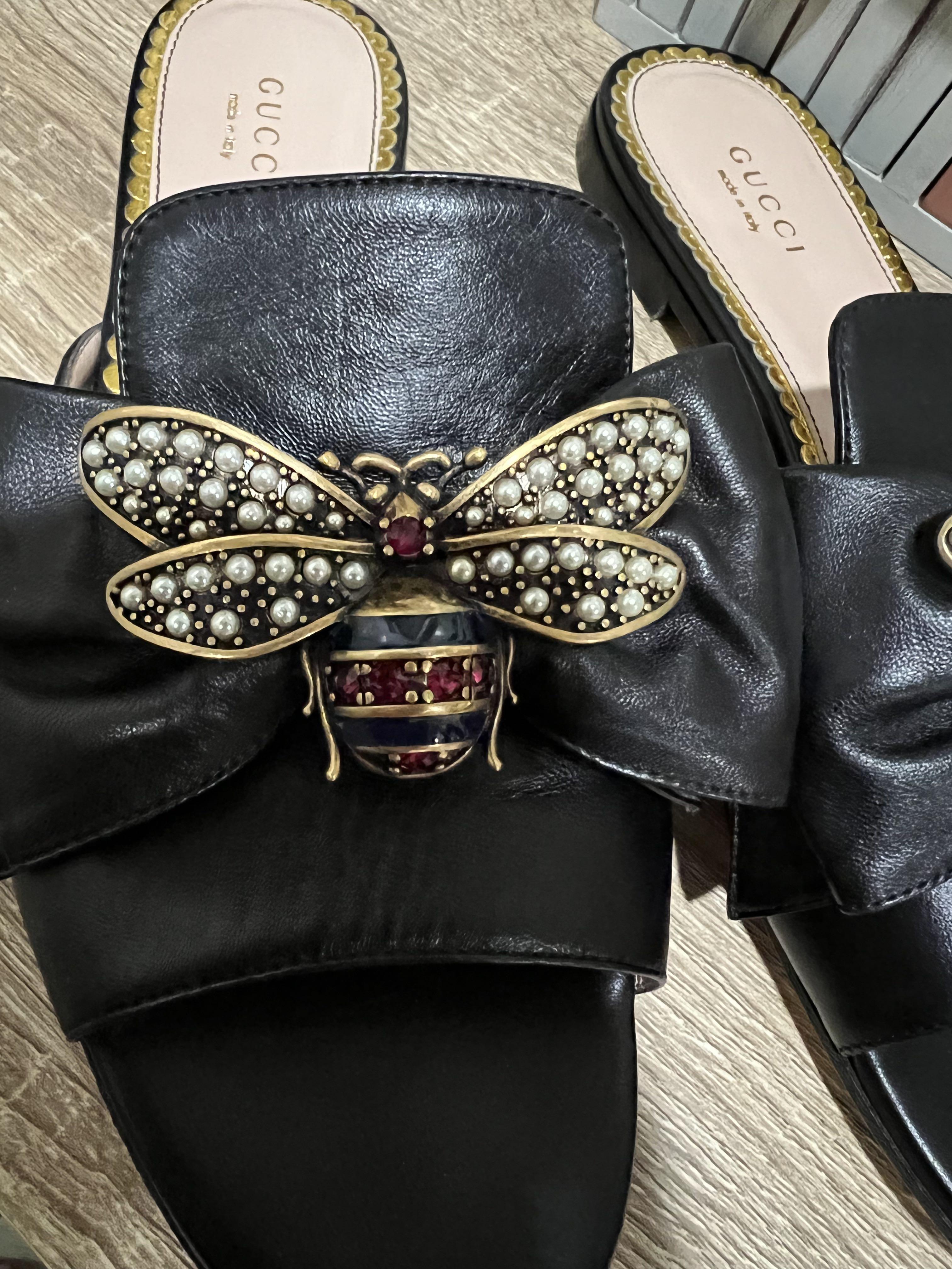 Gucci sandals shop with bee