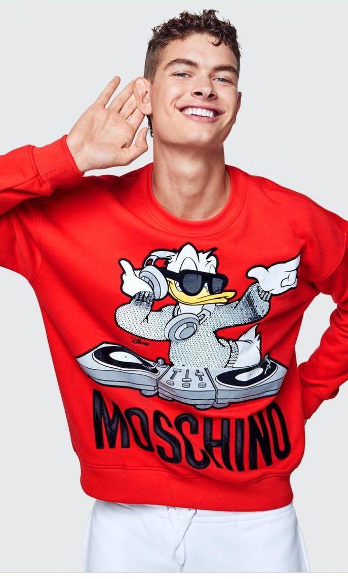 H&m moschino sales sweater