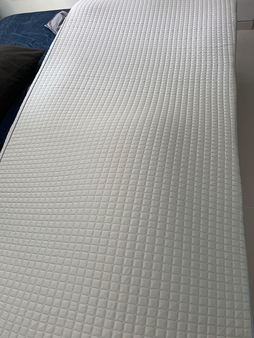 IKEA Cooling Mattress Pad Knapstad, Furniture & Home Living, Furniture