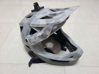 （分類：）位於 。 由 chikin910 提交（商品編號 1150769365，圖片 1）。簡介： 。