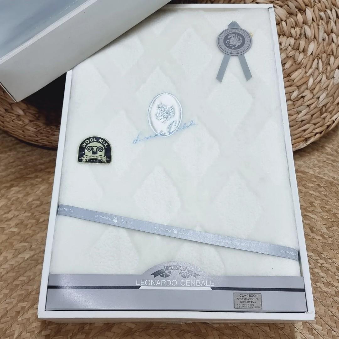 JAPAN SALE! Authentic LEONARD CENBALE ITALY Mink Blanket Sheet with Box