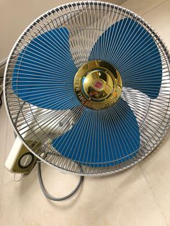 （分類：）位於 。 由 chrischris0729 提交（商品編號 1150690838，圖片 1）。簡介： 。