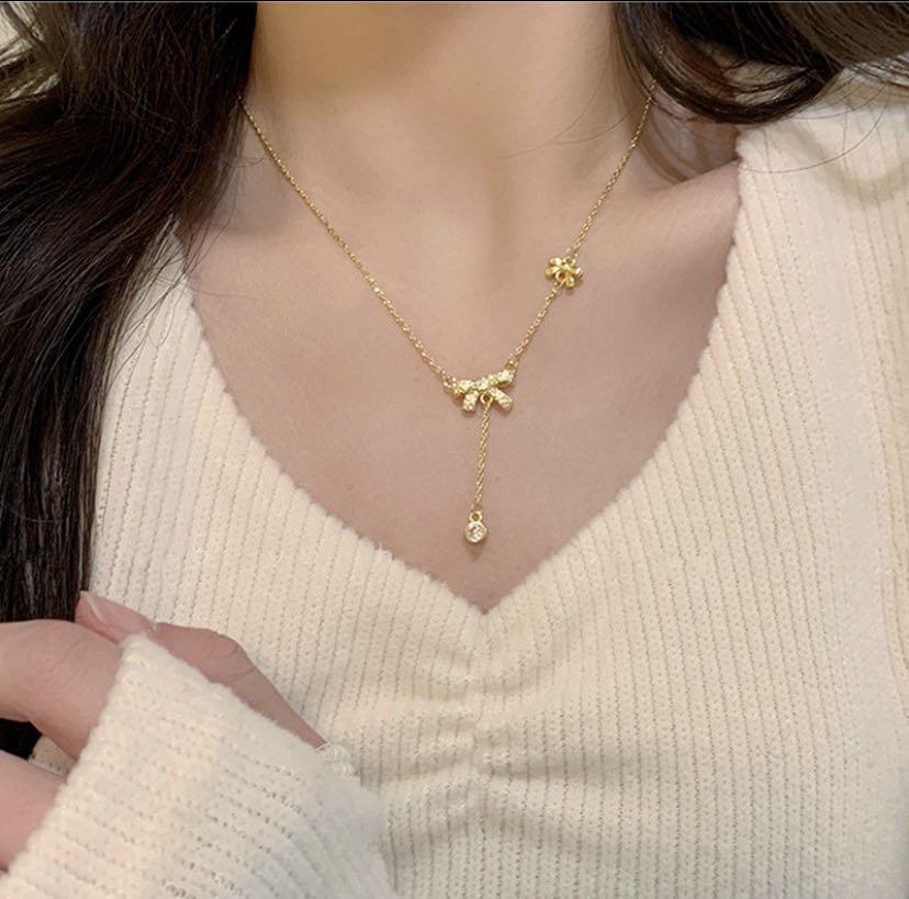 Girl chain necklace online