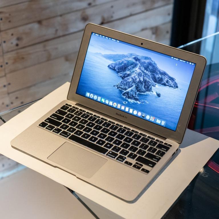 Laptop Apple MacBook Air 11 inch 2012 Core i5 A1465 Second