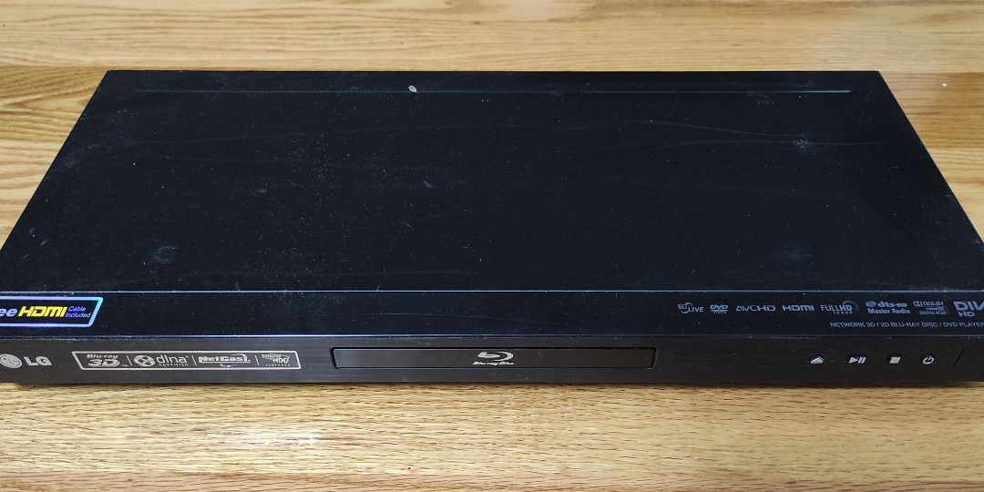 LG Network 2D 3D BLU-RAY Disc player BD660, TV & Home Appliances 