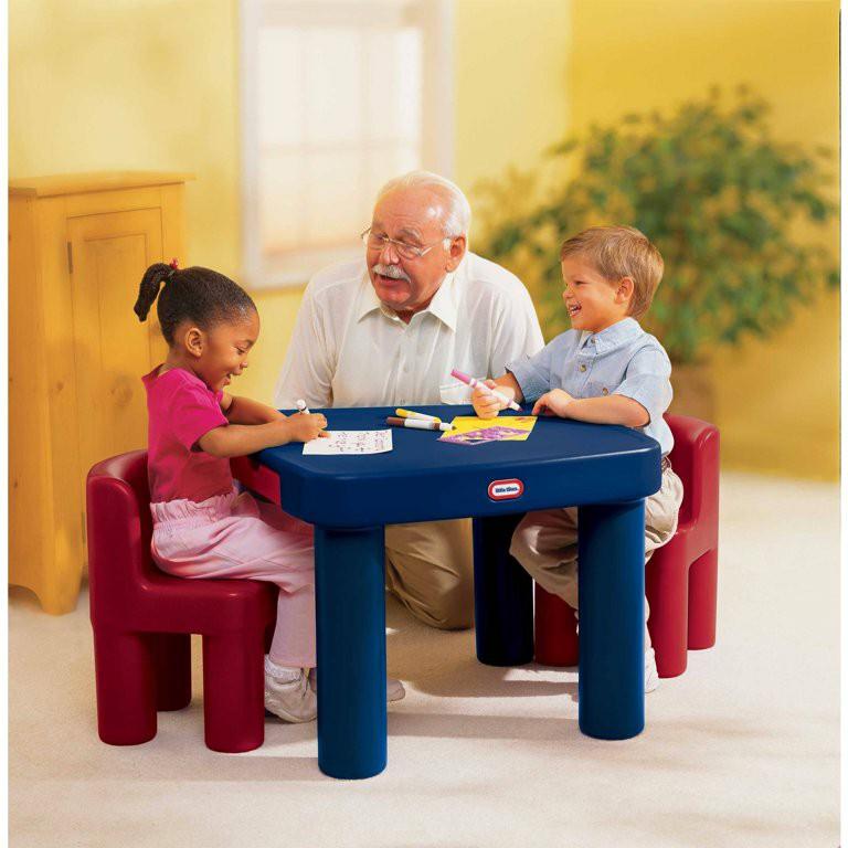 Little tikes table clearance and 2 chairs