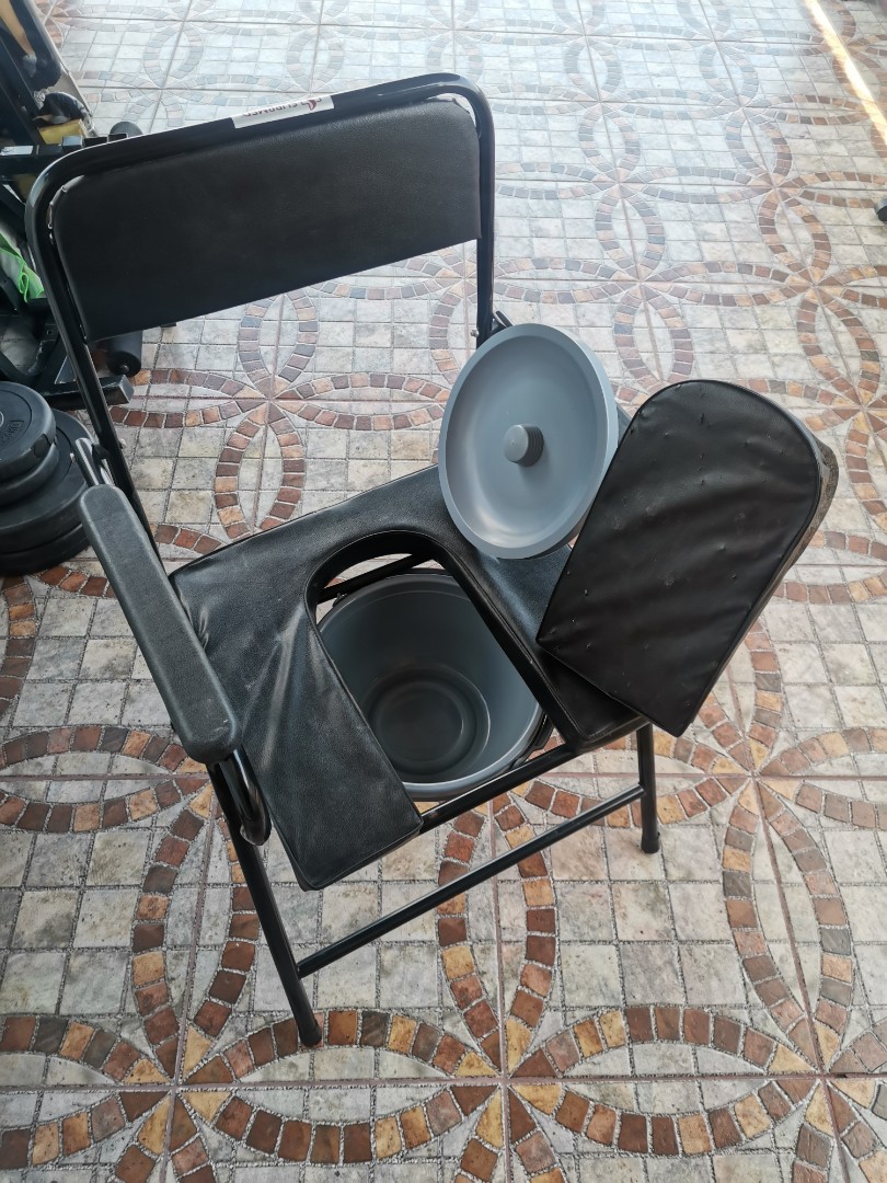 Portable toilet seat, Health & Nutrition, Health Monitors & Weighing