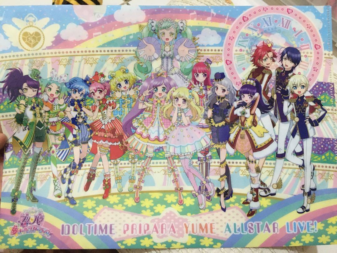 TAKARA TOMY PriPara Coffret De Rangement Pûrichike - Étui Compact à L'Effigie De L'Anime, Pour Ranger 30 Feuilles De Cartes, Dès 6 Ans