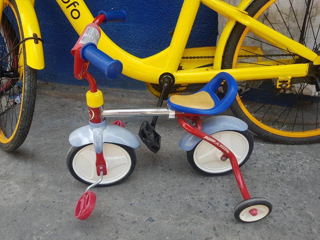 radio flyer training bike