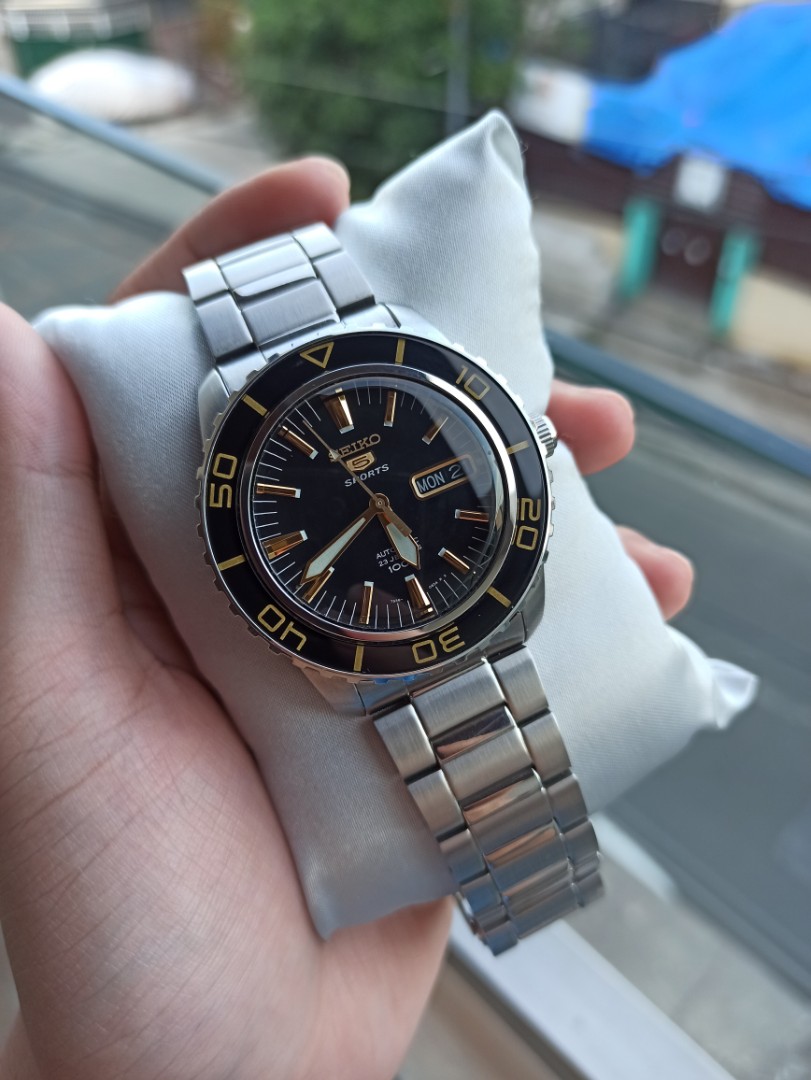 Seiko 5 Sports Fifty five Fathoms SNZH57K1 Black Gold Men s