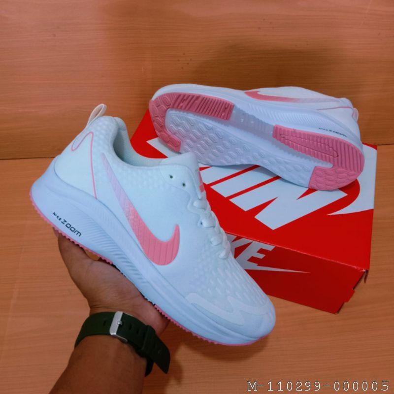 Sneaker clearance nike wanita