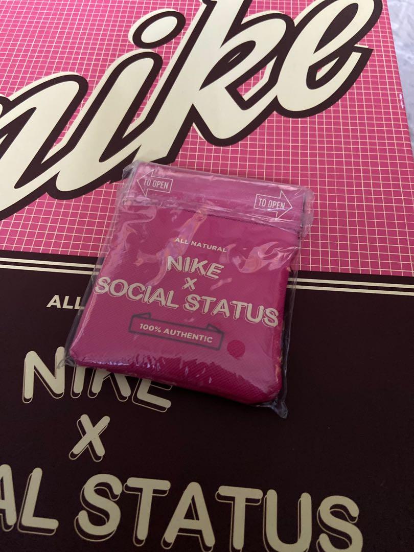 social status strawberry milk dunk, Men's Fashion, Footwear, Sneakers