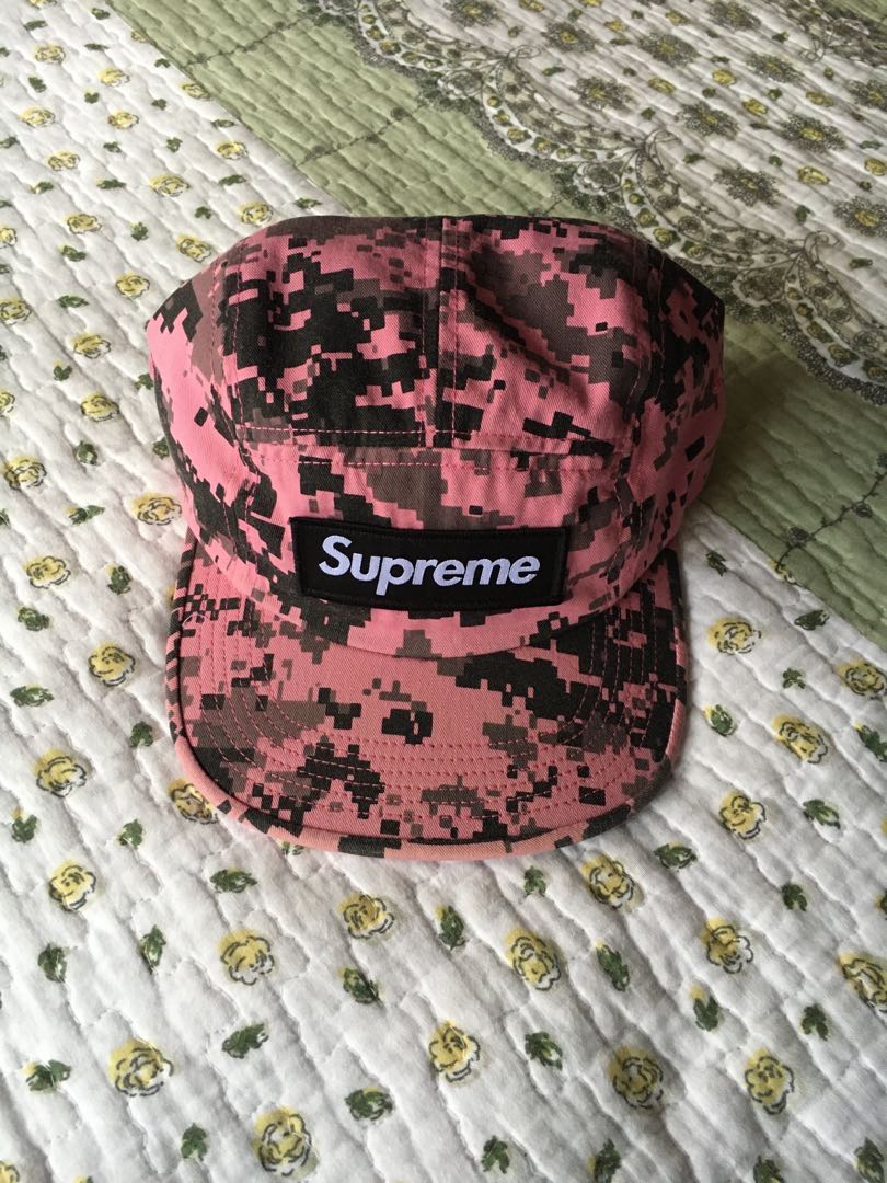 SUPREME PINK CAMO, Men's Fashion 