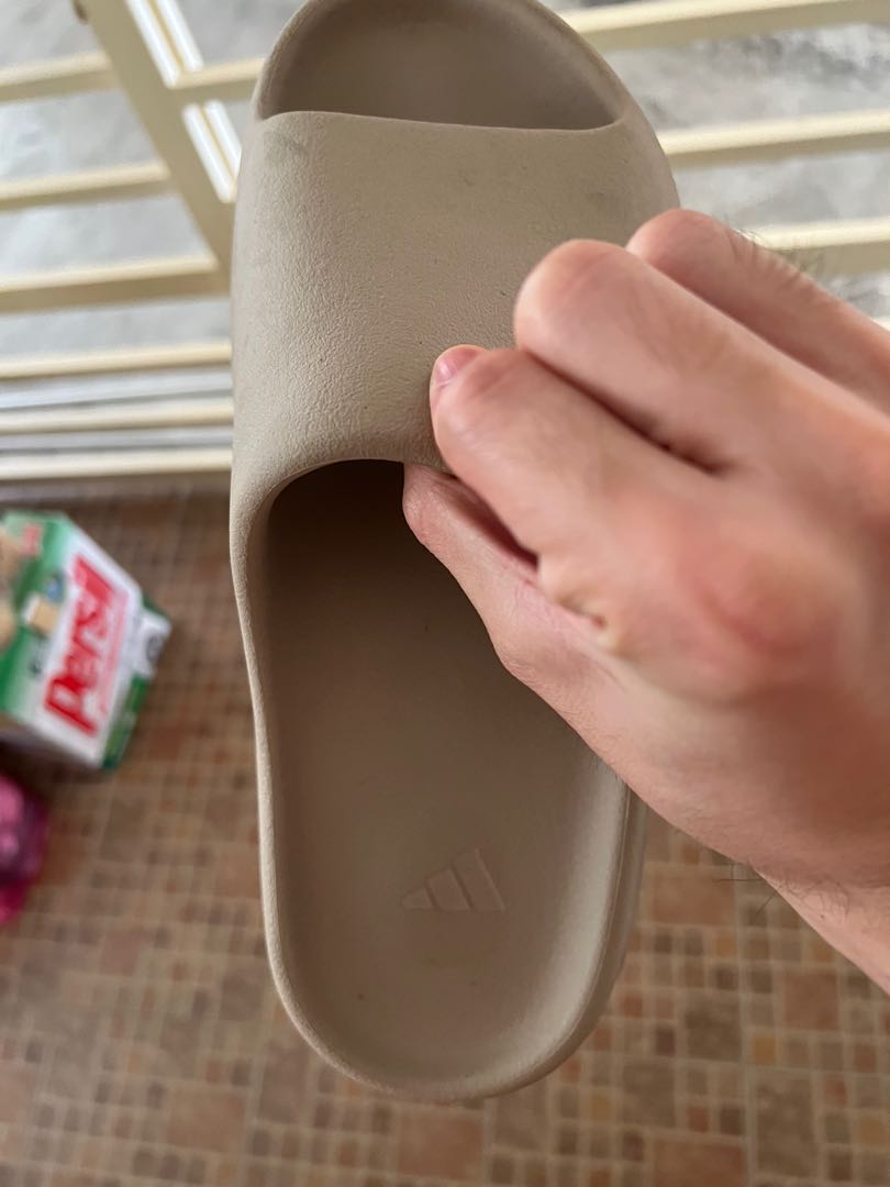 Yeezy slides used clearance