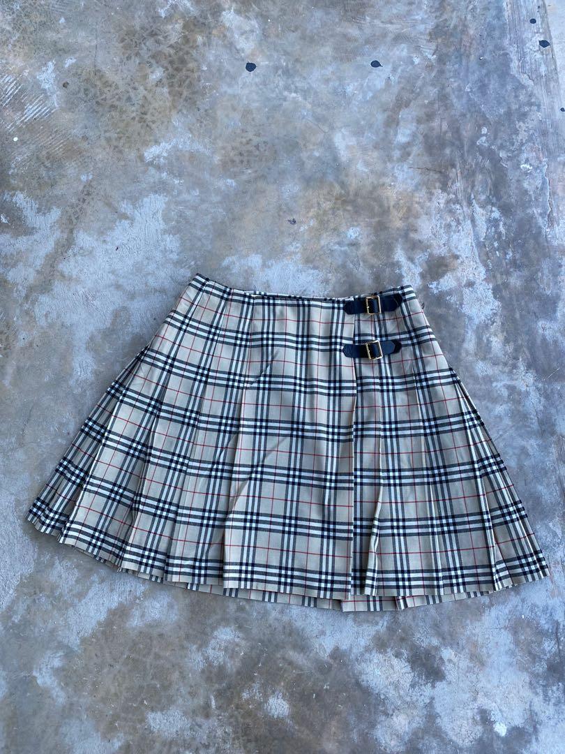 VINTAGE BURBERRY SKIRT Women s Fashion Bottoms on Carousell