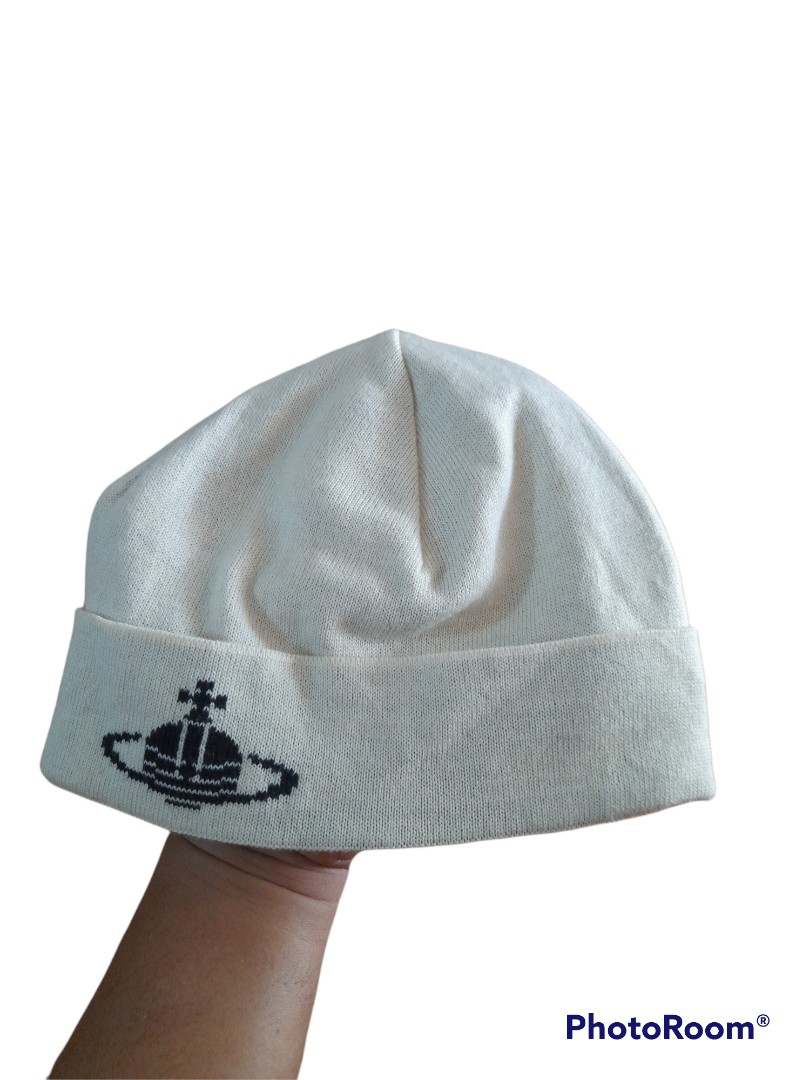 Vivienne Westwood Beani hat, Fesyen 