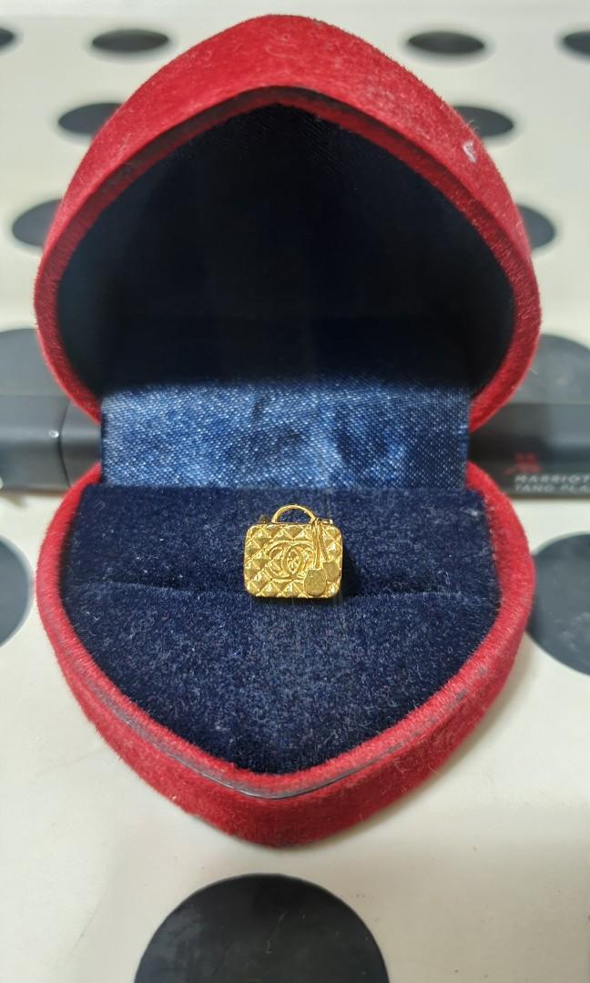 916 gold chanel vanity bag/pandora charm 1.91g