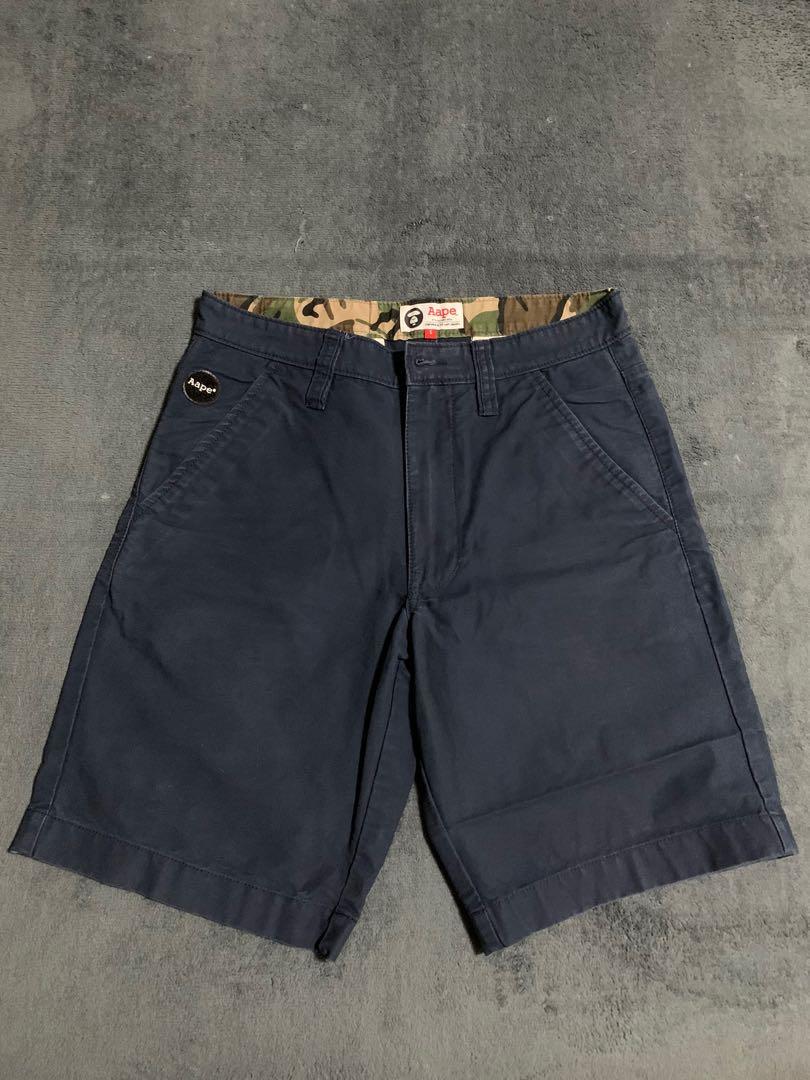 AAPE short (Category: Jeans) located in Pasig City. Submitted by akosiAndrei (Listing ID 1150938283, Image 1). Description: Na stock lag sa gamit d na nasuot..