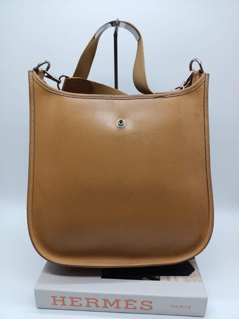 Auth hermes evelyn (Category: Luxury Bags & Wallets) located in Bauang. Submitted by rjae07 (Listing ID 1150994383, Image 2). Description: ▪️Hermes Evelyne GM Bag▪️ ☑️Available in Bacolod ✅Material: calf leather ✅Size: GM ✅Condition: 8/10 ✅Inclusion: replacement dustbag.