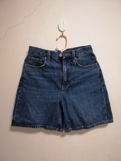 (Category: ) located in . Submitted by stuffandpreloved (Listing ID 1150851503, Image 1). Description: .