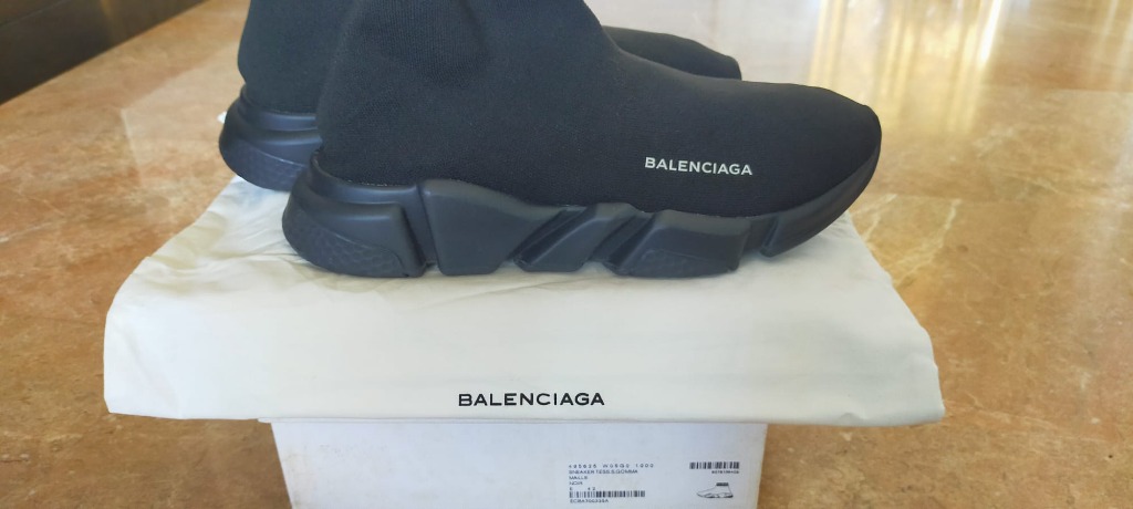 balenciaga speed trainer cracking