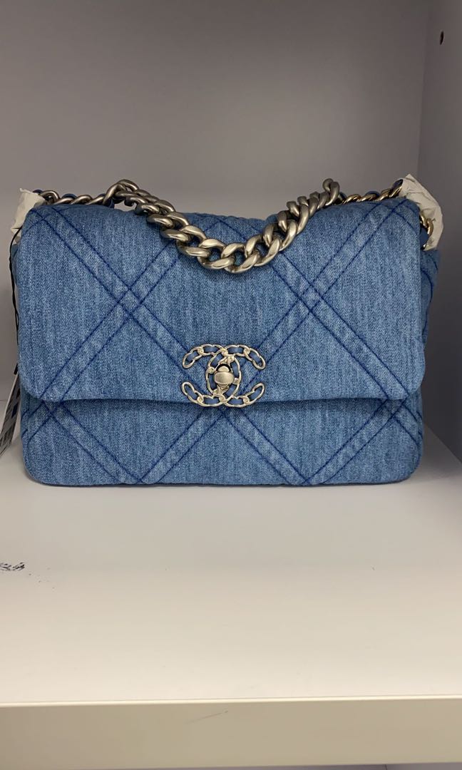 Chanel 19 denim small deals