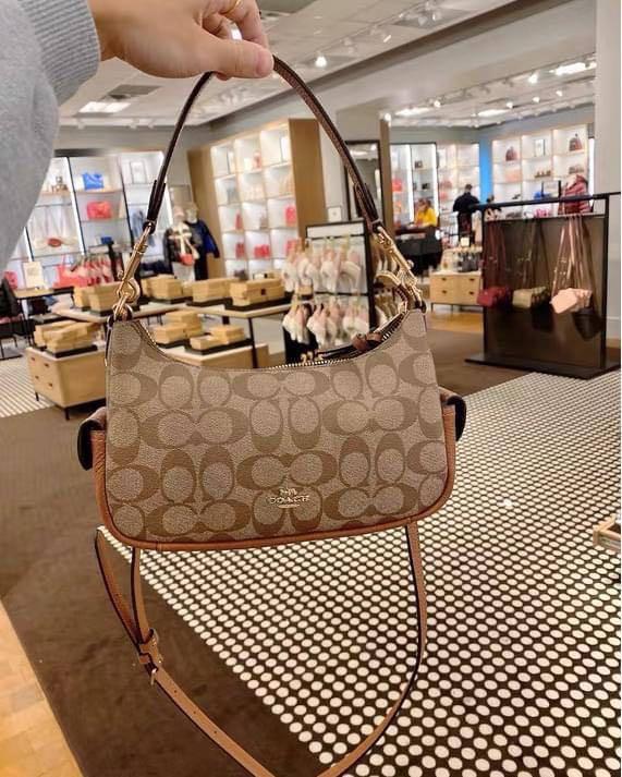 NWT Coach Pennie Shoulder Bag 25 In Signature Canvas