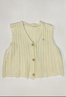(Category: ) located in . Submitted by zeazcloset (Listing ID 1150941703, Image 1). Description: .