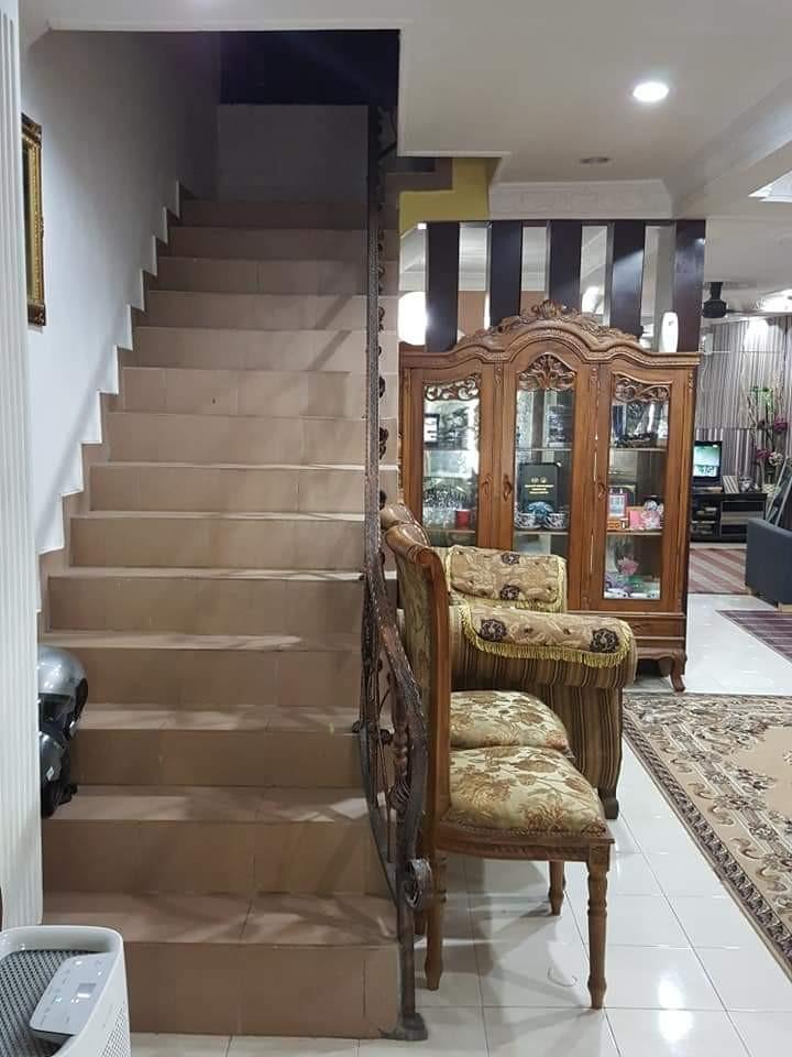 Extended Renovated Double Storey Facing Open Puncak Alam, Property, For ...