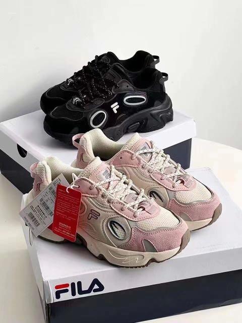 全新Fila Sneakers Fila shoes Fila 老爹鞋Fila 鞋Fila Ravagement 200