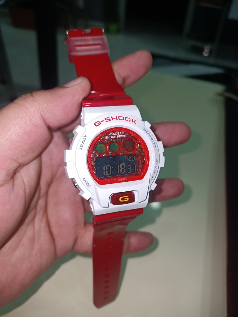G shock hotsell red white