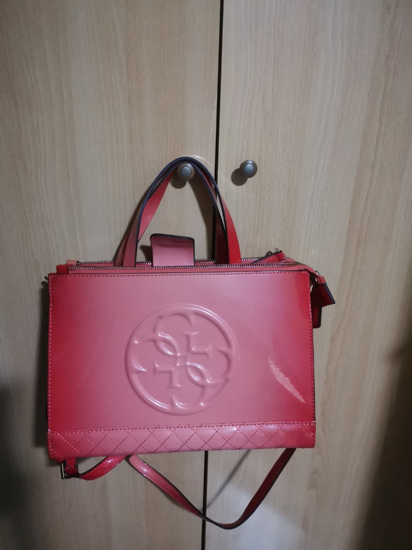Guess store peach bag