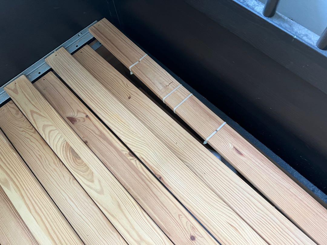 IKEA Hemnes Daybed/ Pull out bed with 2 drawers, Furniture & Home