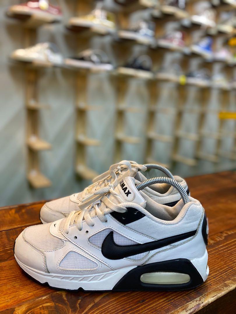 Kasut airmax store