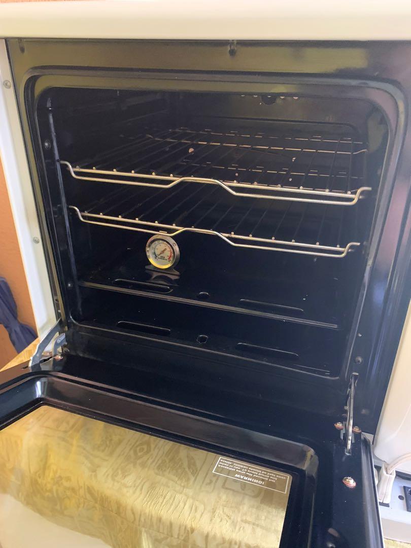 La Germania Table top oven, TV & Home Appliances, Kitchen Appliances