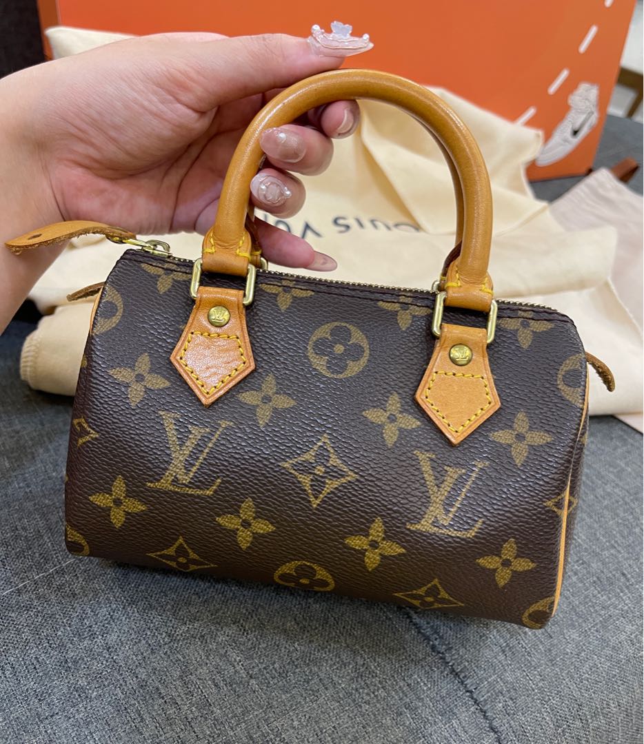 Louis Vuitton Speedy mini $999 excellent condition comes with lock
