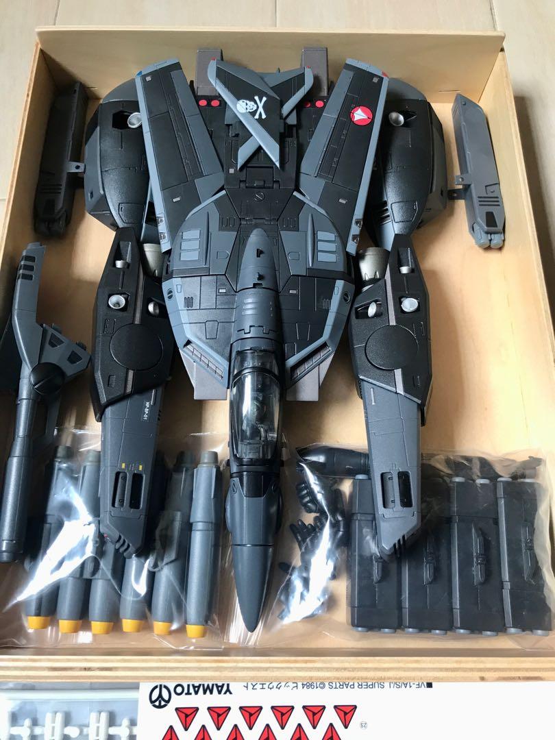 やまとYAMATO マクロス 1/48 VF-1J バルキリー ステルスタイプ Perfectly Transformed 1/48 VF-1J Valkyrie Stealth Type Super