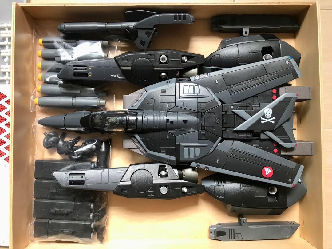 Macross 超時空要塞Yamato 1/48 VF-1J stealth type 黑魂+ super