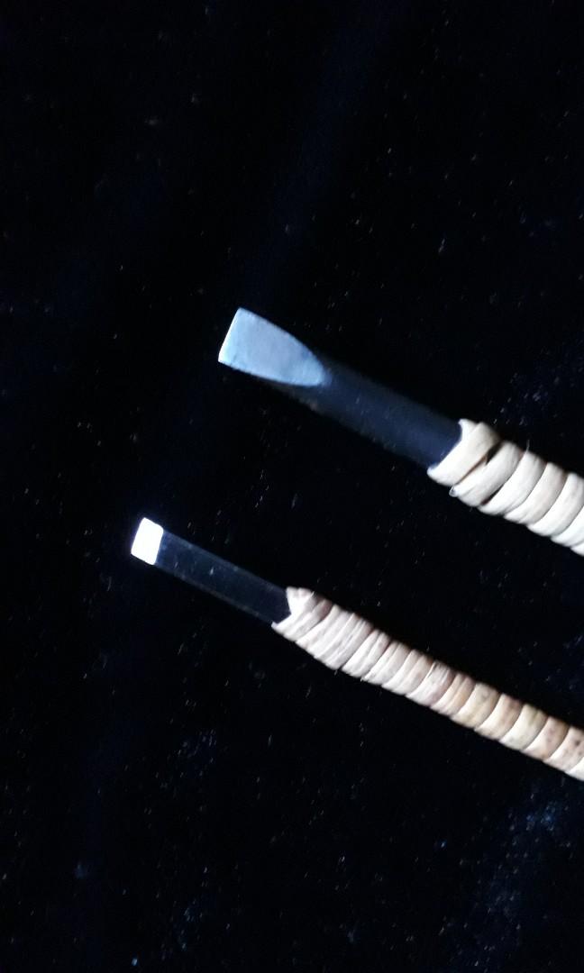 Metal Chiseling Tools (Category: Home Improvement Tools & Accessories) located in Quezon City. Submitted by jojoleen28 (Listing ID 1150929094, Image 3). Description: Wrapped in bamboo, made of thick metal. Can be use for carpentry or artwork. Some discoloration at end of one chisel..