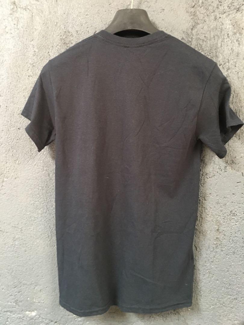 Michael Jackson Tshirt(small (Category: Tshirts & Polo Shirts ) located in Paranaque City. Submitted by mandlshoppingacct (Listing ID 1150866874, Image 2). Description: Micahel jackson tshirt Condition: 10/10 Size: L-26 W-17.