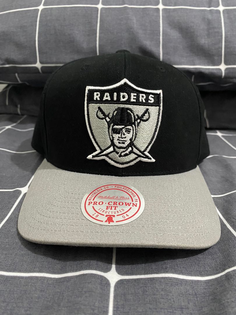 Product Detail  MITCHELL & NESS LOS ANGELES RAIDERS PRO CROWN SCRIPT CAP