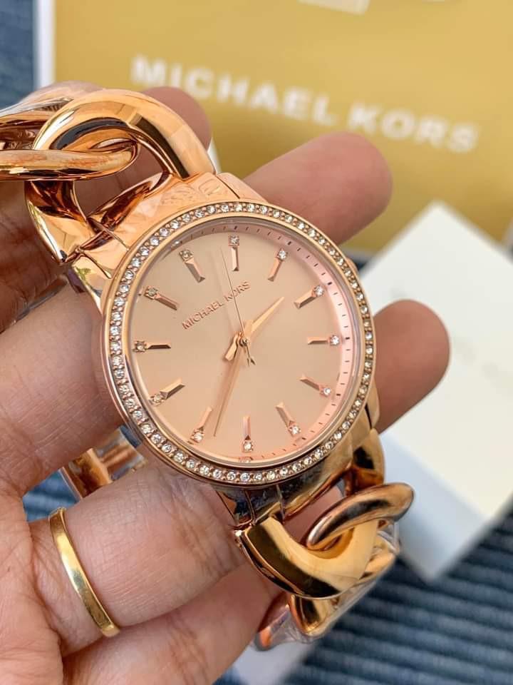 MK TWISTED ROSEGOLD WITH STONE AUTHENTIC WATCH