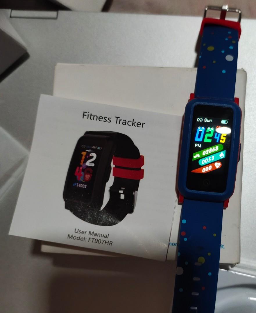 Morefit slim fitness tracker top