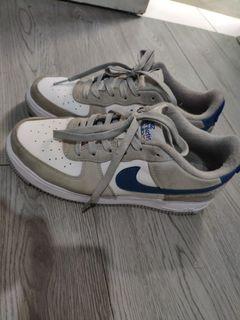 Nike Air Force 1 InSide Out, Fesyen Pria, Sepatu , Sneakers di Carousell