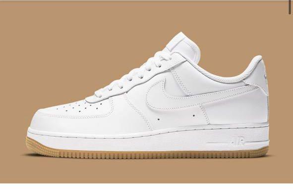 Air forces hotsell with gum bottoms
