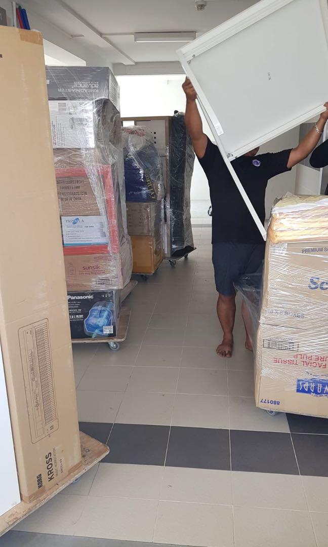 WOLFPACKRELOCATION | MOVER | MOVERS AND DELIVERY | MOVING SERVICE | FURNITURE MOVER | CHEAP MOVER | BED MOVER | PIANO MOVER | FISH TANK MOVER | MOVERS CHEAP WITH MANPOWER | OFFICE MOVER | ROOM MOVER | DISMANTLE AND DISPOSAL SERVICES | (Category: House Moving) located in Singapore. Submitted by wprelocation (Listing ID 1150921996, Image 3). Description: 🏠 Moving Your House Soon? 🏡 Whether you're relocating your HDB, Condo, Landed property, offic