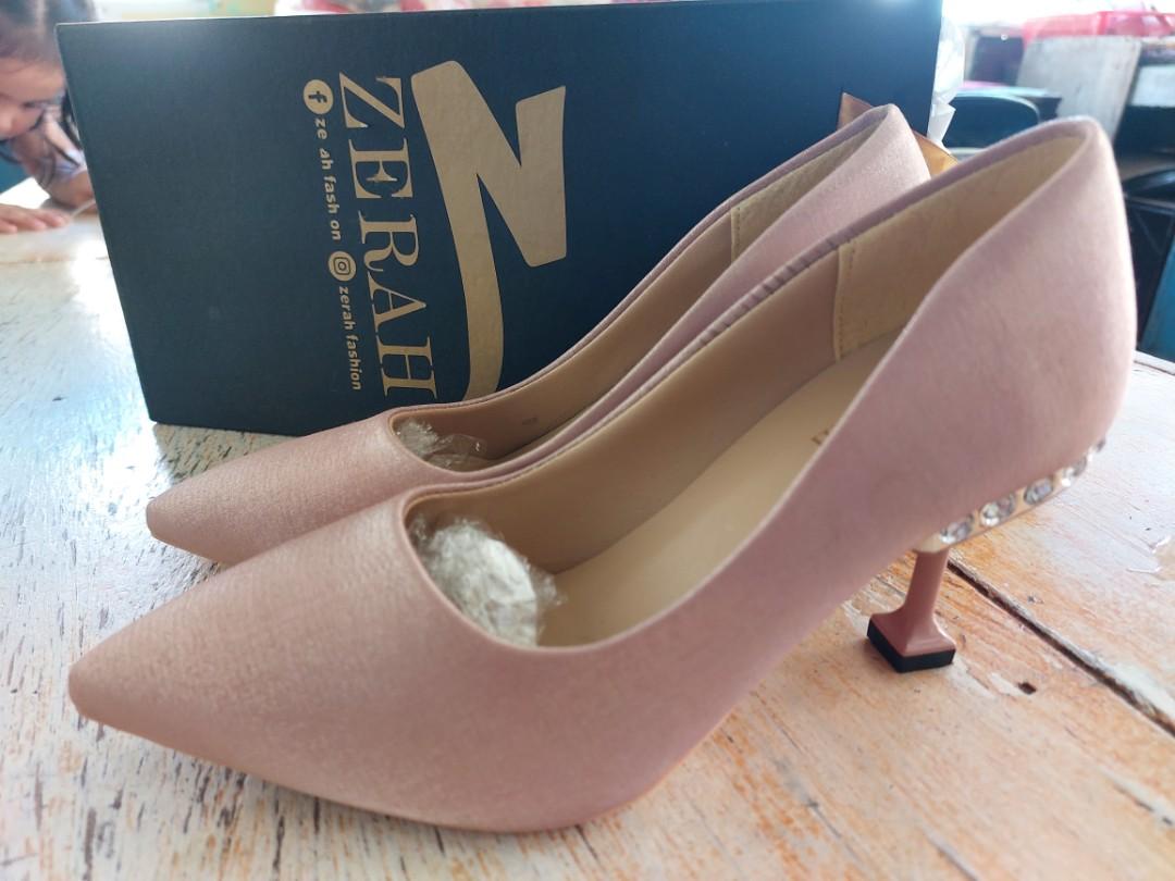 Silk Old Rose Shoes Women s Fashion Footwear Heels on Carousell