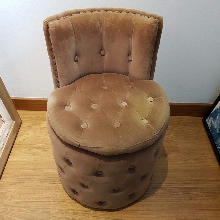 Dressing puffy new arrivals chair